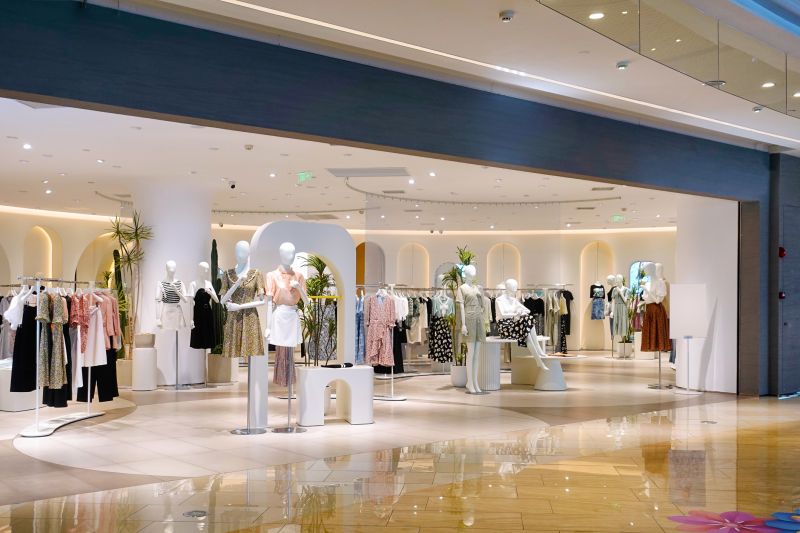 Retail Ceiling Painting in Saint Petersburg, FL
